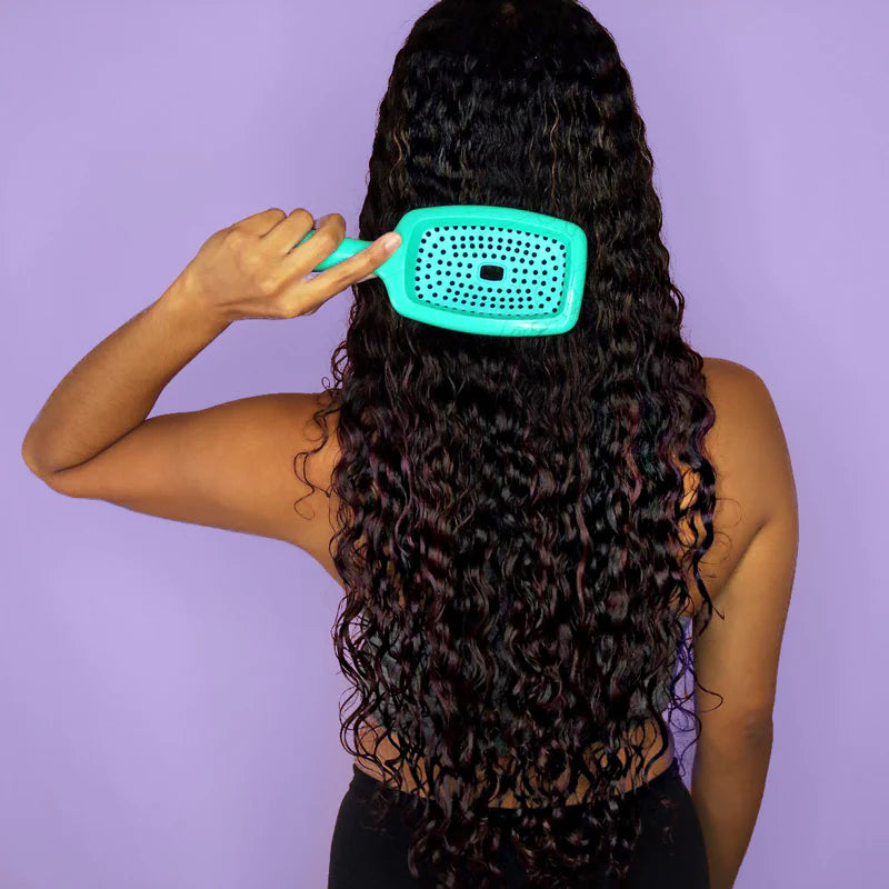 The Curl Defining Brush: A Must-Have Tool For Curls