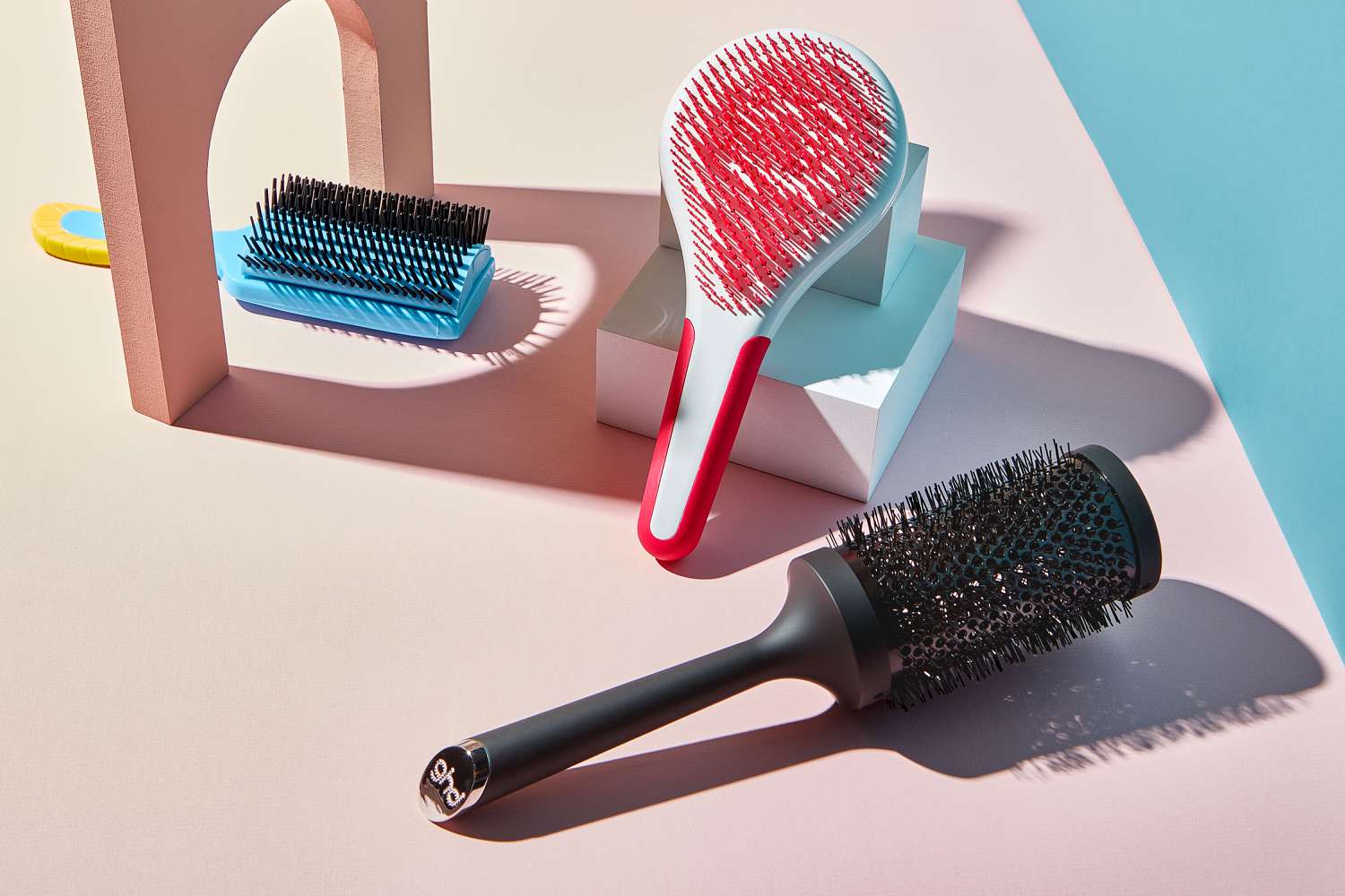 The Curly Brush: A Game-Changer in Curly Hair Care