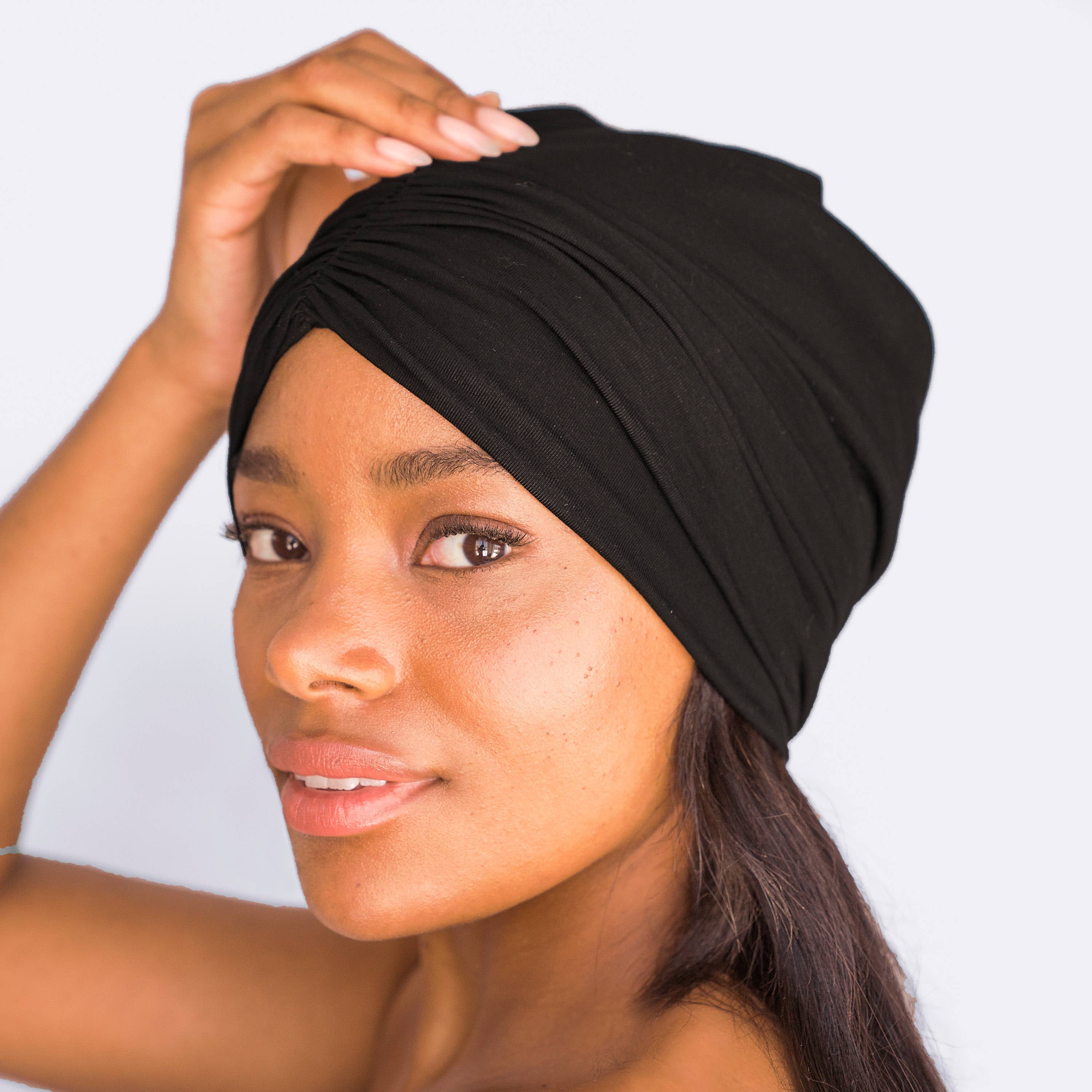 Sleep Beanie with Satin lining - Black - OLIVIA PAISLEY 