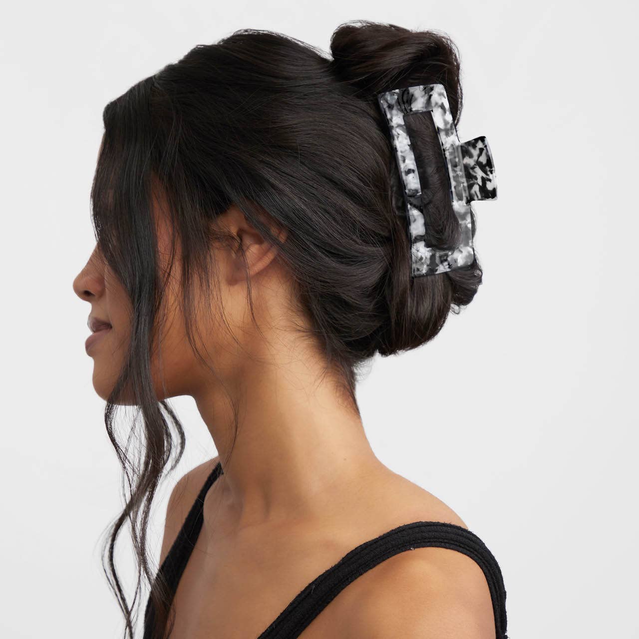 Eco-Friendly Jumbo Open Shape Claw Clip - Black - OLIVIA PAISLEY 